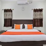 Oyo 9611 Chamundi Hills
