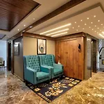 Lexus Inn