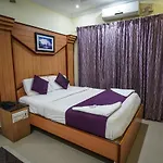Hotel Prakaash Palace