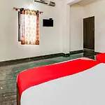 Oyo Sbr Residence