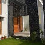 Earth - Luxurious 5 Bhk Ac Villa At Mysore