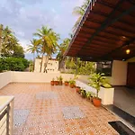 Pal\'S Cottage