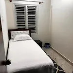 Deeya Guest House
