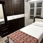 Deeya Guest House