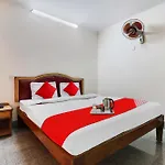 Spot On 93332 Hotel Maharaja