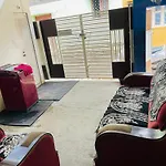 Royal Home Stay