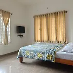 Aashraya Home Stay