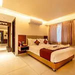 Hotel M Pro Palace Mysore - 12 Minutes To Mysore Palace