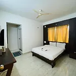S Silver Suites