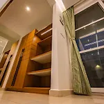 S R Premium Suites