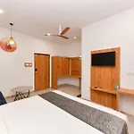 Hotel Shine International