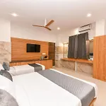 Hotel Shine International