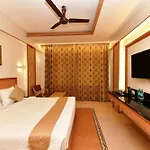 Hotel Roopa