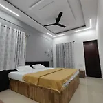 Nandan Elite
