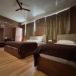 Grand Sapphire Lodge