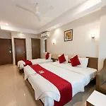 Regalia Inn &Suites