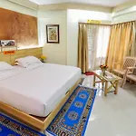 Parklane Hotel