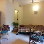 Hotel Maurya