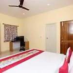 Oyo 9414 Golden Nest