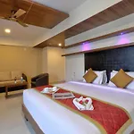 Rio Meridian Hotel