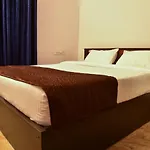 Elegant Serviced Apartment
