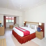 Oyo 9610 Hotel Mb International