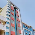 Oyo 11724 Hotel Chitra Residency