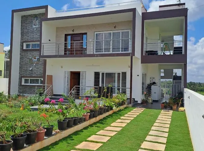 Kolluri Nivasa Luxury Ac Villa Ff Garden
