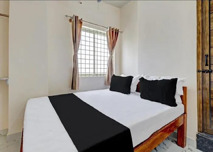 Nandi Grand Inn