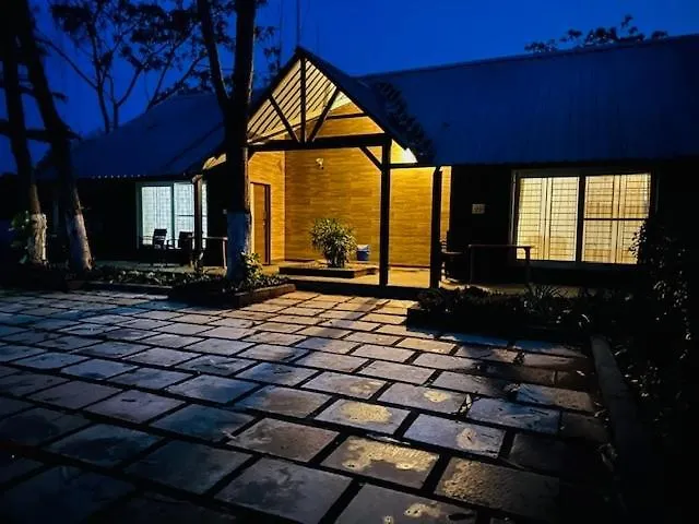 1000 Silvers -Farm Stay