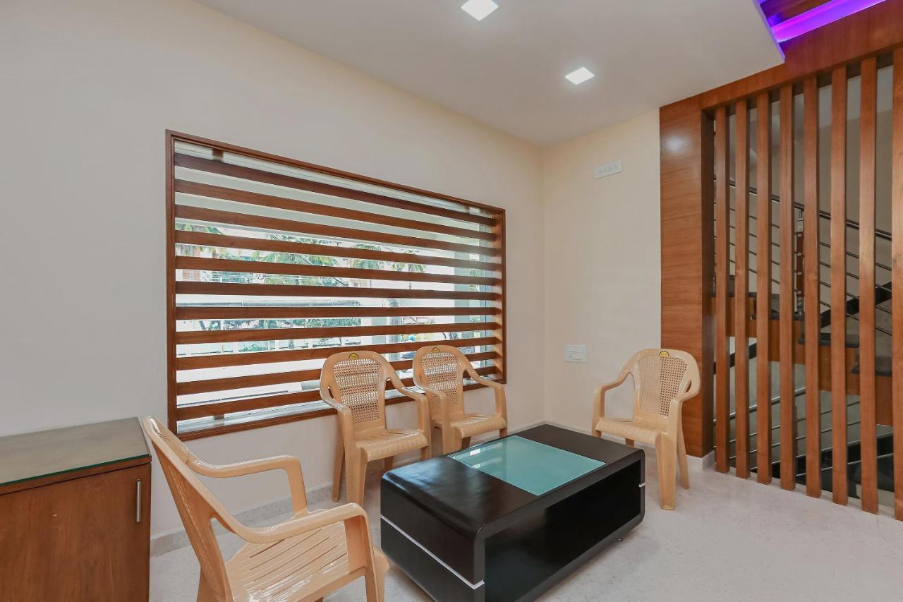 Oyo 24264 Monisha Residency Hotel 3*