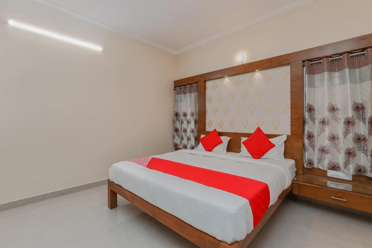 Oyo 24264 Monisha Residency Hotel Mysore