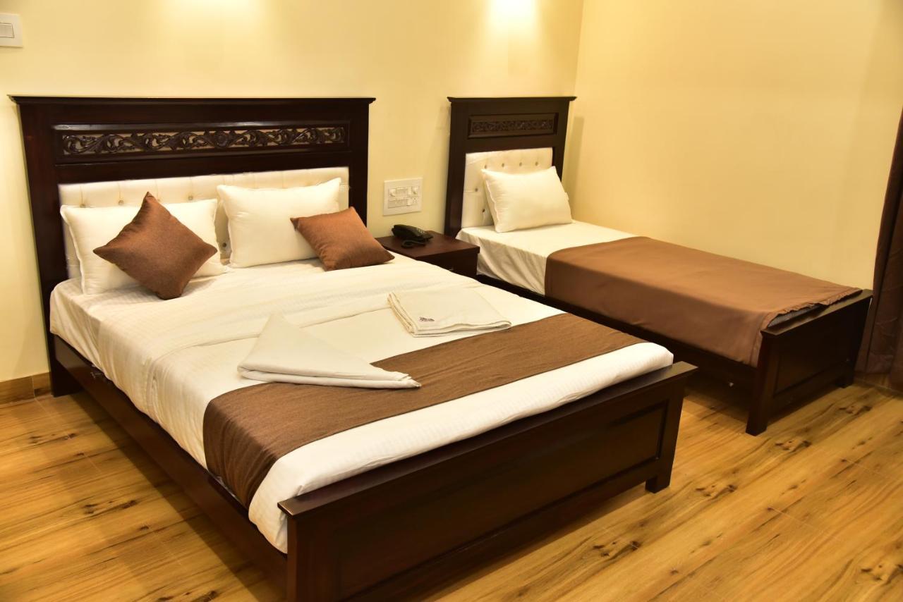 Adh Sak Royal Residency Hotel Mysore
