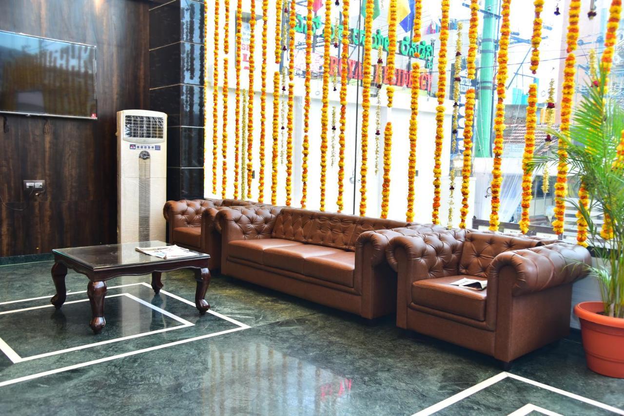 Adh Sak Royal Residency 3* Mysore