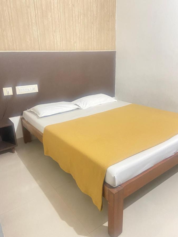 Hotel Star Residency