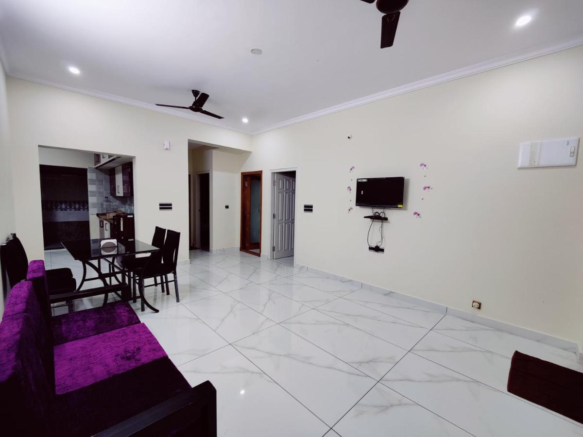 Floral Service Apartment *