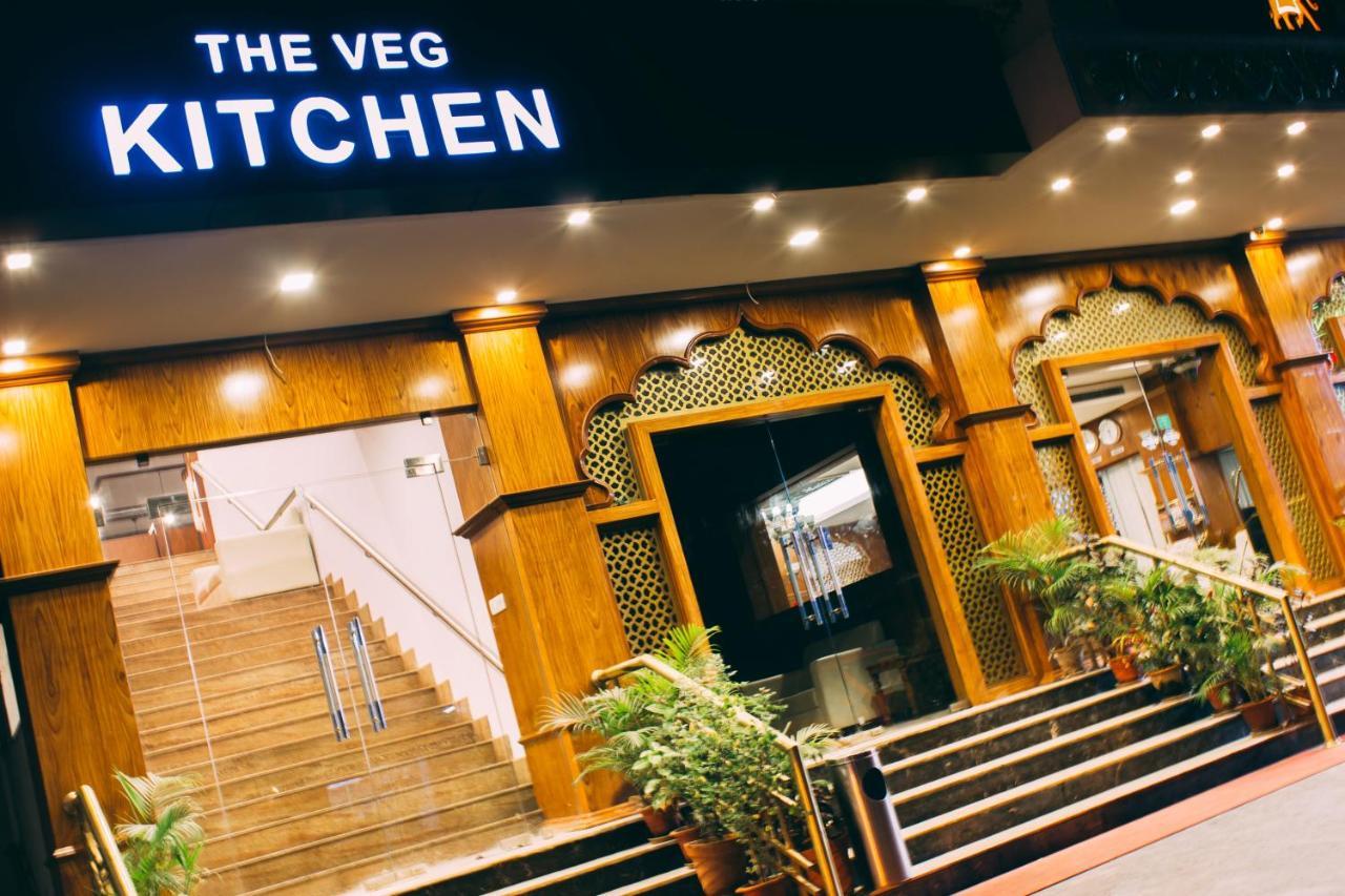 Hotel Ambaari Mysore