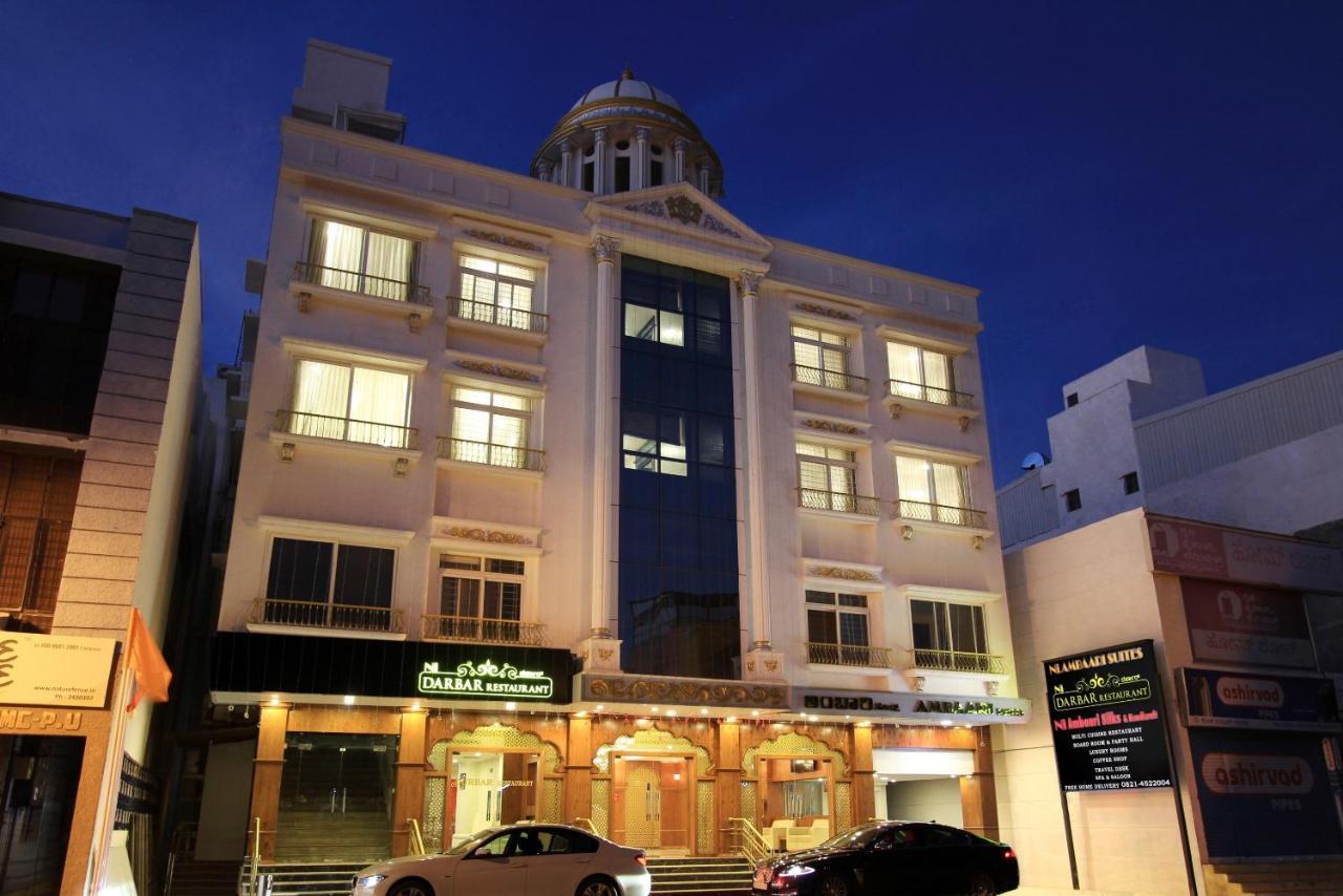 Hotel Ambaari 3*