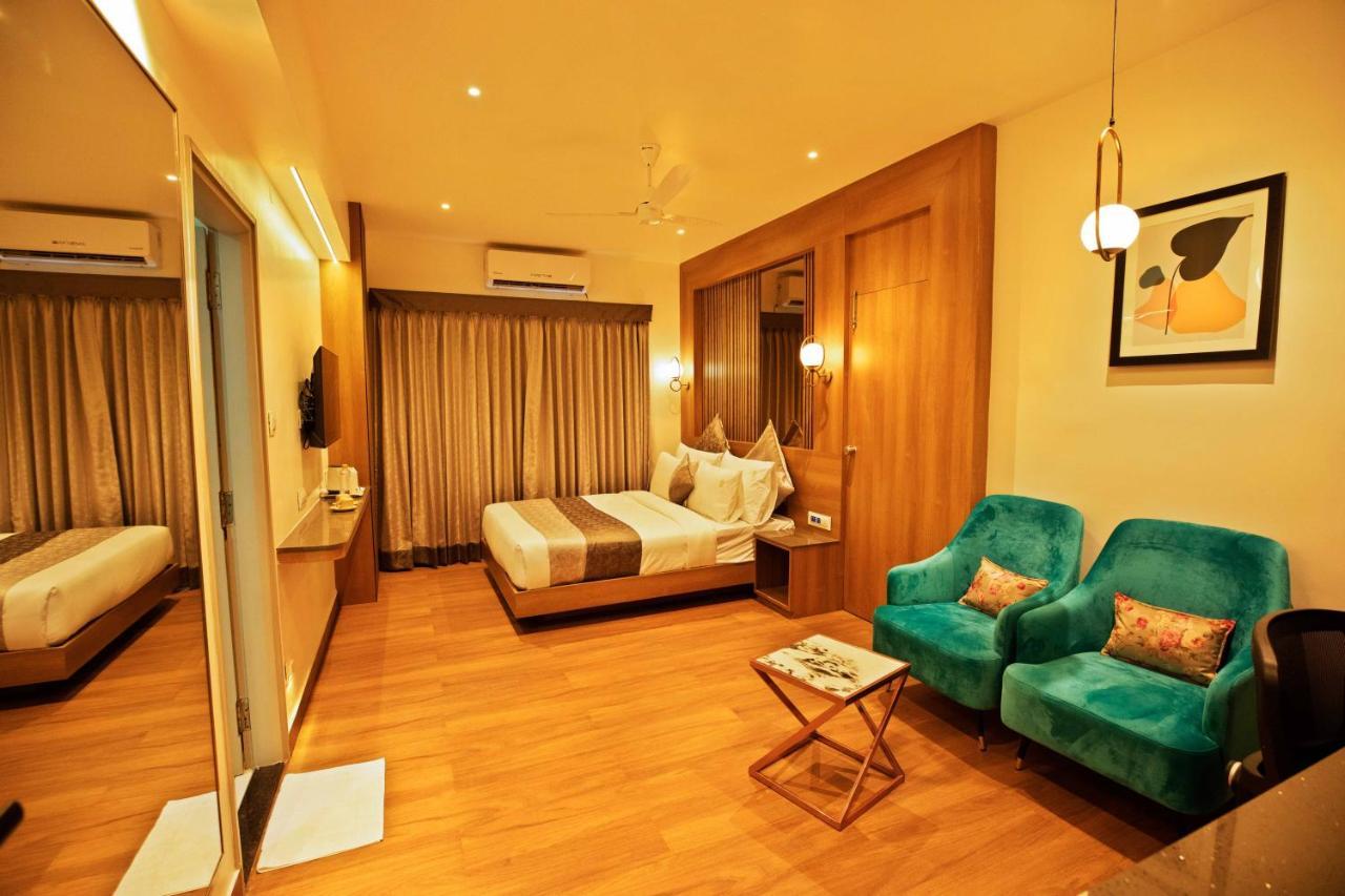 Livaana Hotel 3*