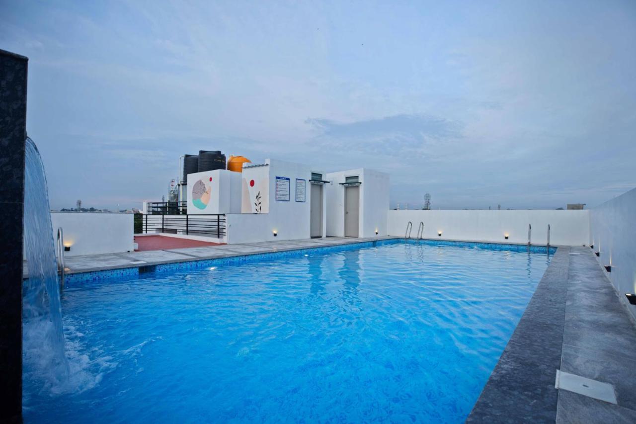 Livaana Hotel
