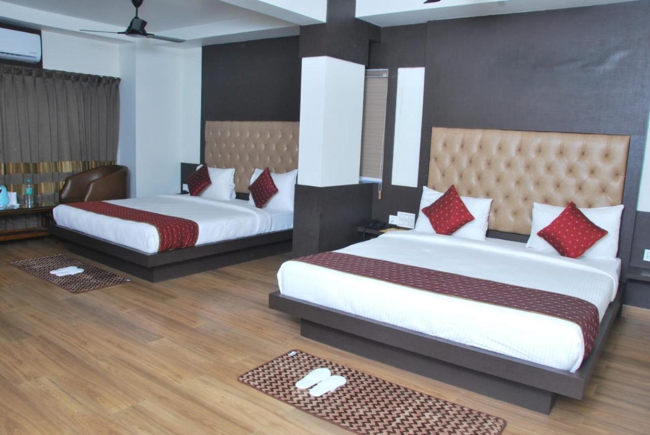 Royale * Mysore