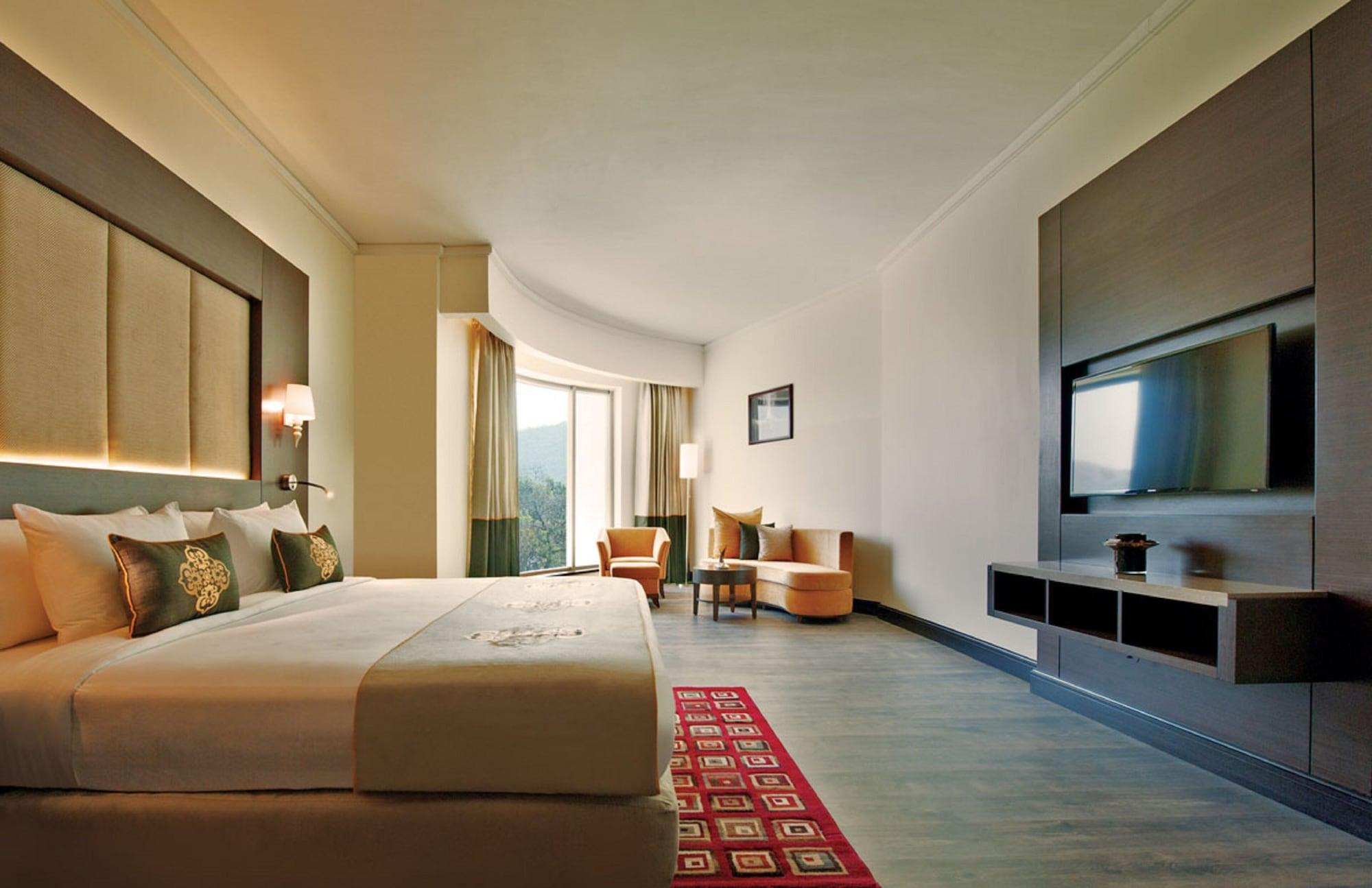 Hotel Radisson Blu Plaza Mysore