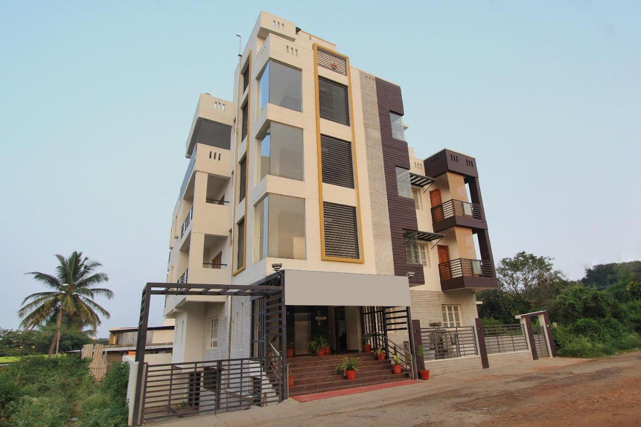 Hotel Oyo 9611 Chamundi Hills Mysore