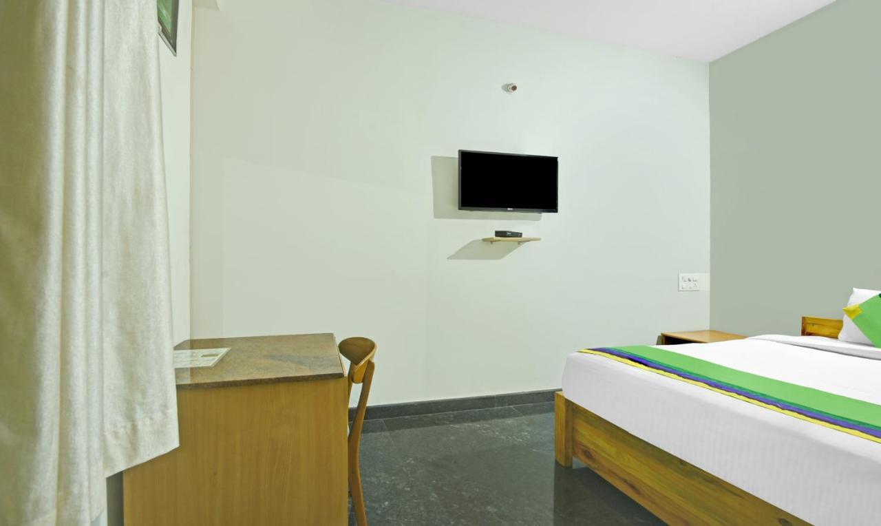Treebo Trend Karan Residency Hotel Mysore