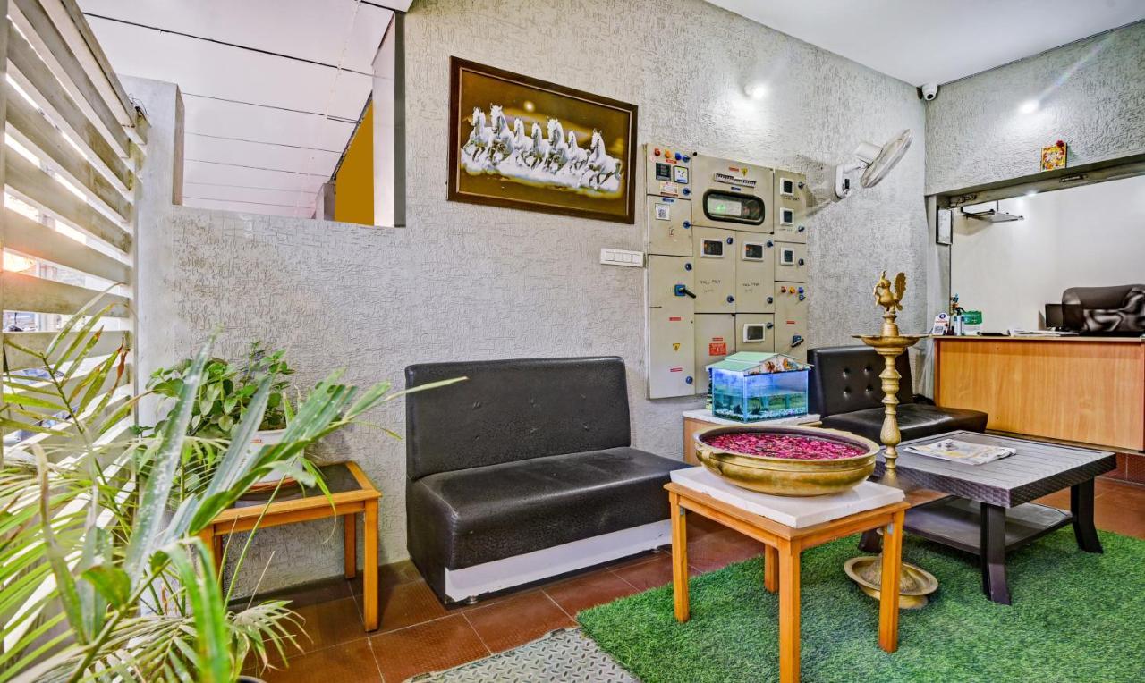 Treebo Trend Karan Residency Hotel