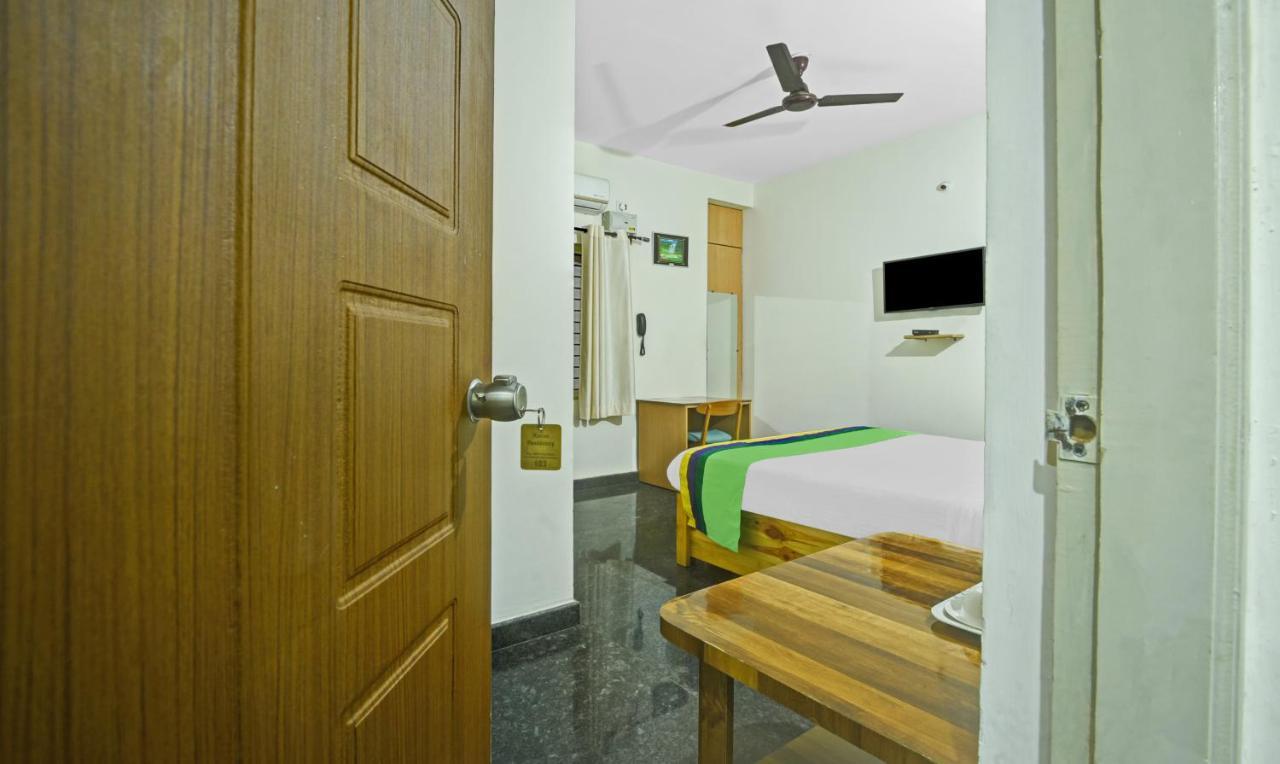 Treebo Trend Karan Residency Hotel Mysore