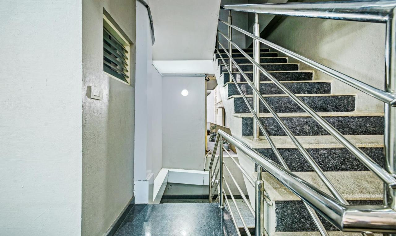 Treebo Trend Karan Residency Hotel 3*
