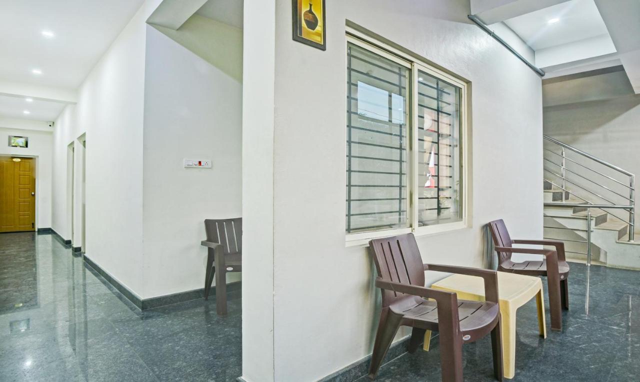 Hotel Treebo Trend Karan Residency Mysore