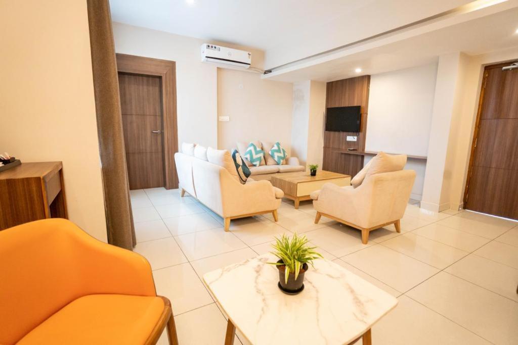 Samasth Palatial Hotel Mysore