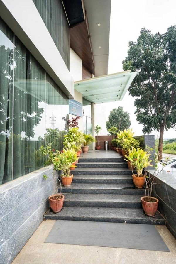 Hotel Samasth Palatial 3*